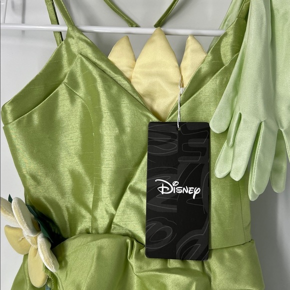 Disney NWT Deluxe Princess and the Frog Tiana Costume girls medium - Picture 4 of 9